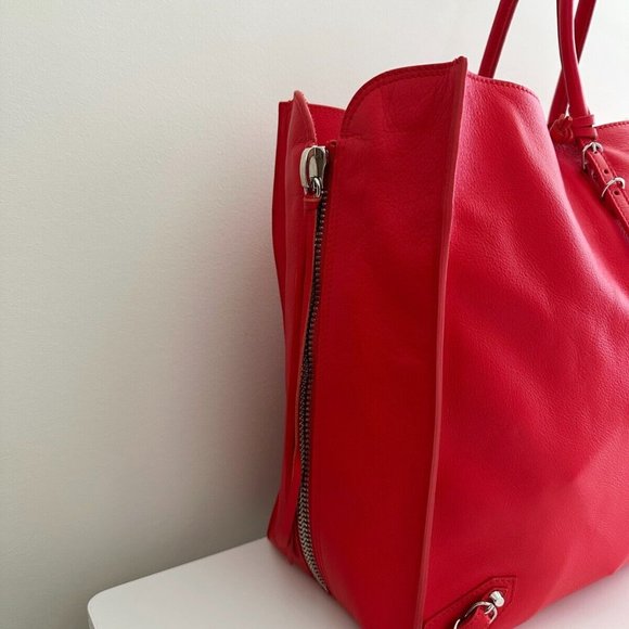 BALENCIAGA Veau Papier Zip Large Leather Tote in Rouge Coquelicot Red - Picture 3 of 12